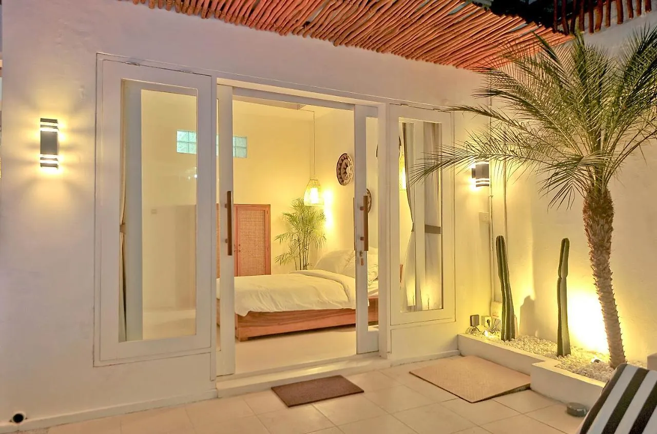 Villa Elijah Seminyak  0*, Seminyak (Bali)